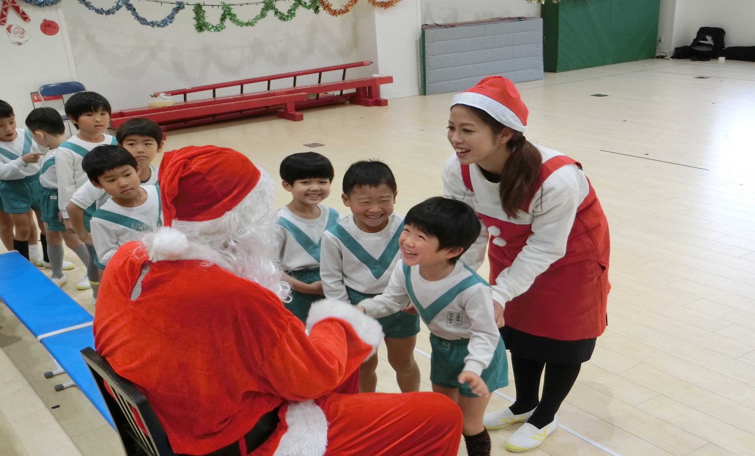 同窓生クリスマス会 聖モニカ幼稚園 学校法人広島聖公会学園